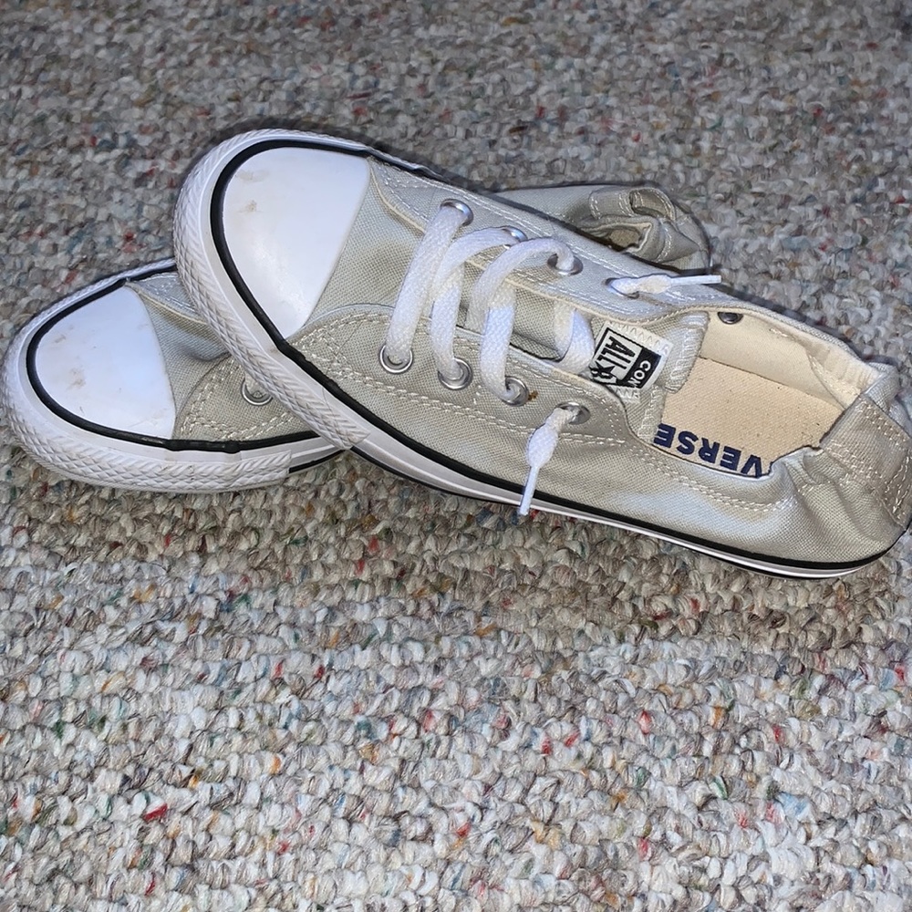 Converse grey chuck taylor shoreline slip shoes.